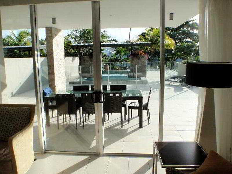 Aparthotel Coconut Grove Port Douglas Exterior foto